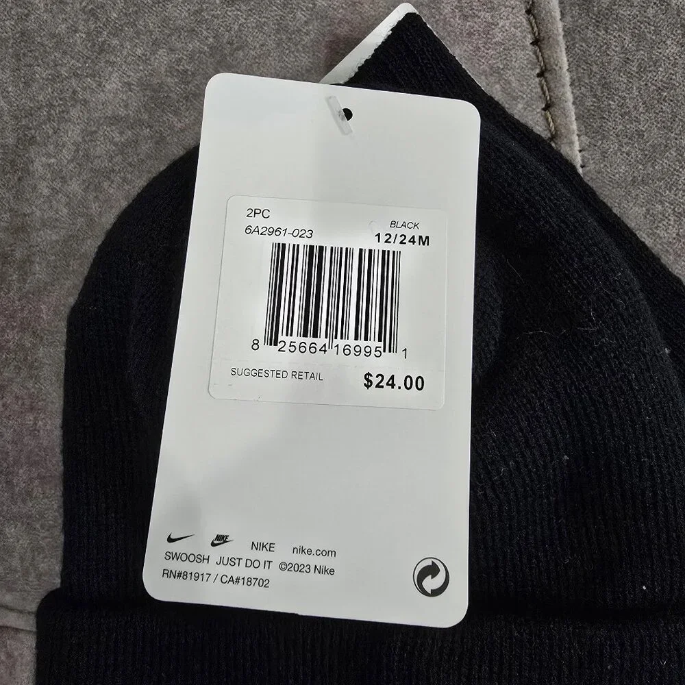 NWT Nike Baby Beanie and Mittens 2 Piece Set 12-24 Months